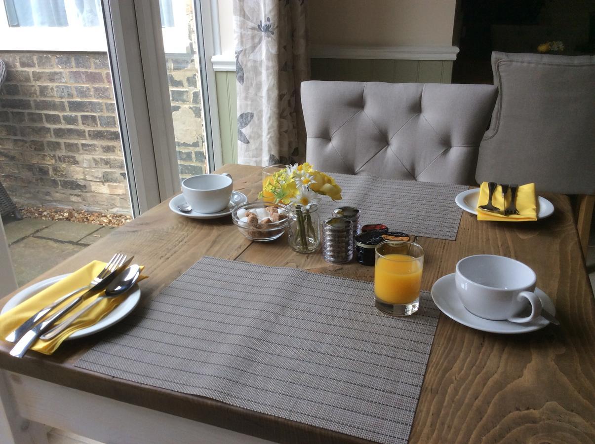 Waterbeach ザ オールド スクール ハウス ルームズ Bed & Breakfast エクステリア 写真